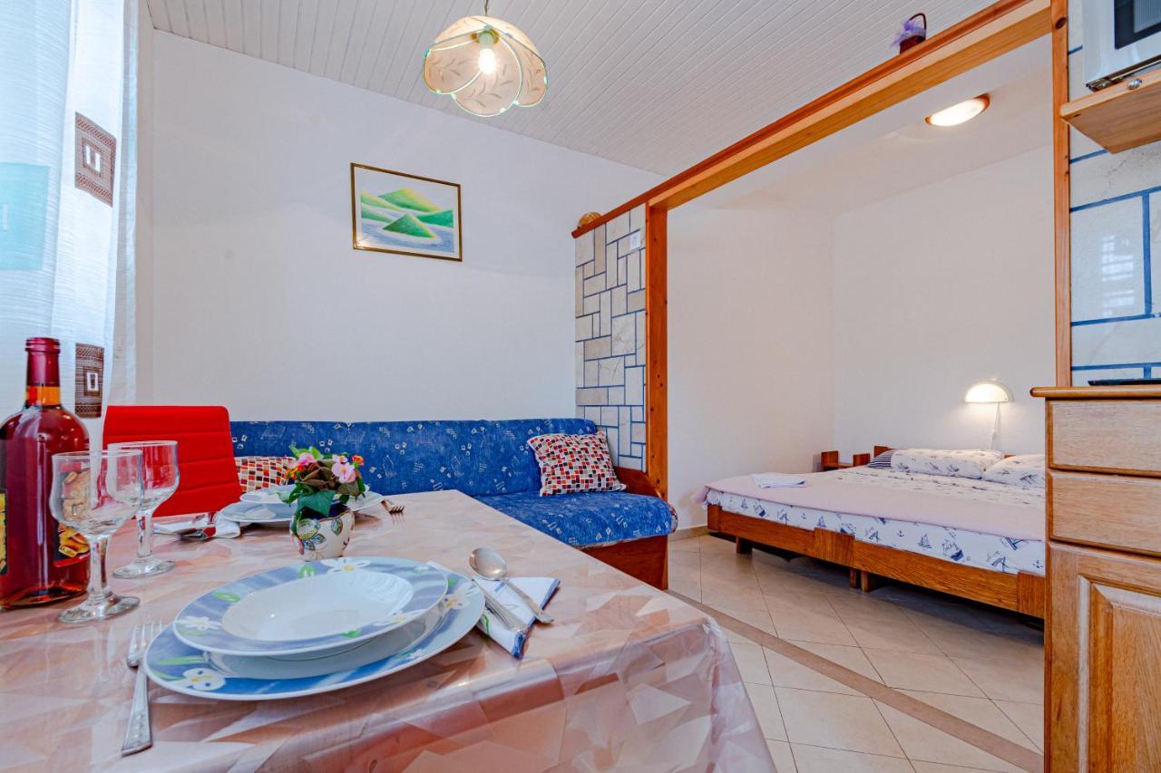 Apartment Ruzica Zrnovo ภายนอก รูปภาพ
